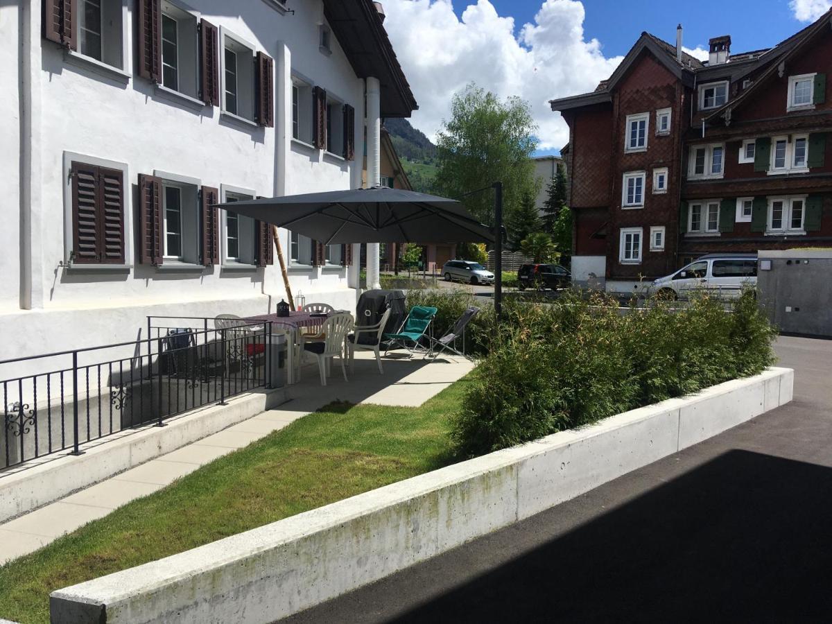 The Delicate Question Which Bed and Breakfast Schwyz Eksteriør billede