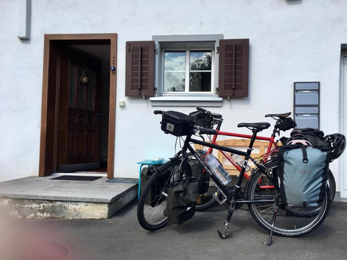 The Delicate Question Which Bed and Breakfast Schwyz Eksteriør billede